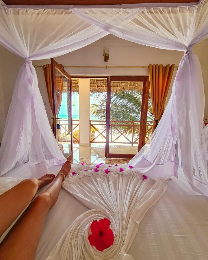 Karibu Beach Resort Pongwe Exterior photo
